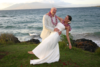 Waterfall Wedding Locations on Paid  Private  Stunning Maui Wedding Venues